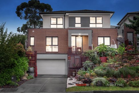 14 Powers Street Donvale 3111