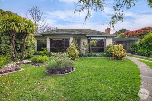 14 Prince Street, CRESWICK VIC 3363