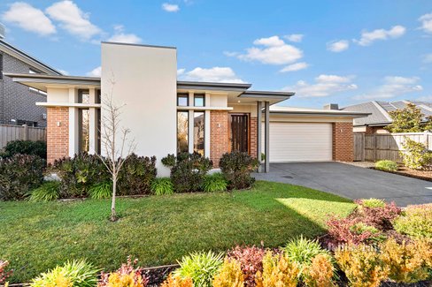 14 Regal Drive Alfredton 3350