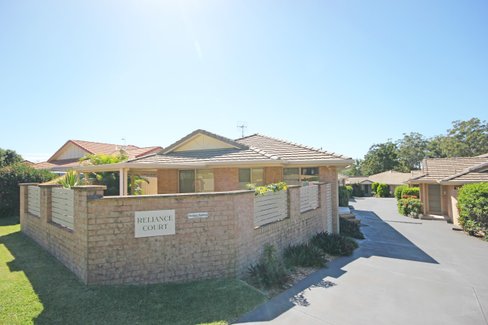 1/4 Reliance Crescent, LAURIETON NSW 2443