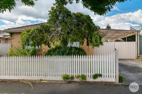 14 Rowe Street, BALLARAT EAST VIC 3350