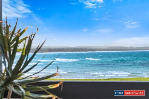14 Second Avenue, ARRAWARRA HEADLAND NSW 2456