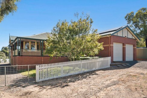 14 Simpson Street Buninyong 3357