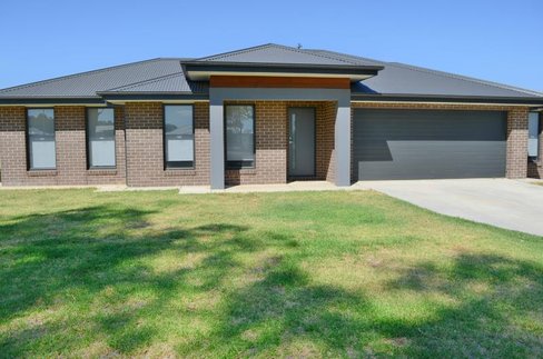 14 St Pauls Place, ESTELLA NSW 2650