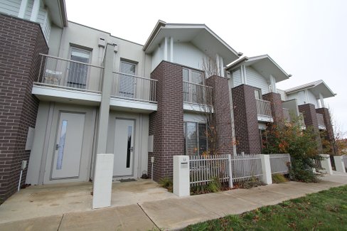 14 Swamp Gum Place, ALFREDTON VIC 3350