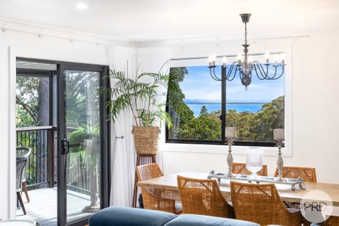 14 Tallean Road, NELSON BAY NSW 2315