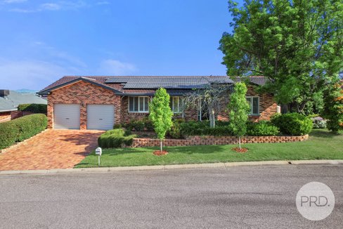 14 The Mews, TAMWORTH NSW 2340