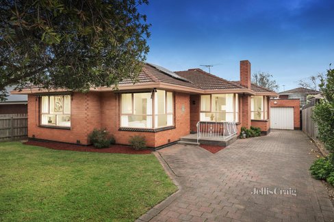 14 Venice Avenue Mitcham 3132