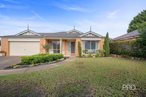 14 Yeomans Place, KOORINGAL NSW 2650