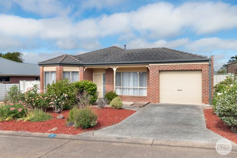 1/403 Humffray Street North, BROWN HILL VIC 3350