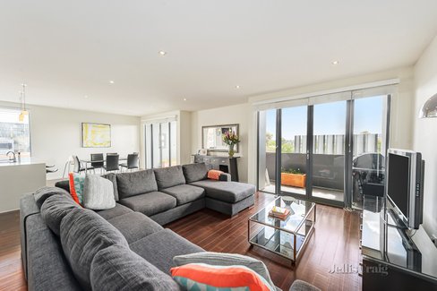 14/107 Riversdale Road Hawthorn 3122