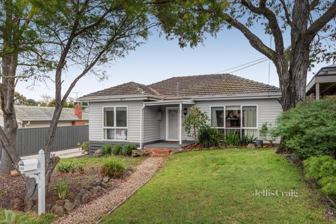 1 42 Pine Crescent Boronia 3155