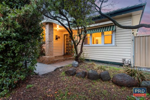 143 Eaglehawk Road, LONG GULLY VIC 3550