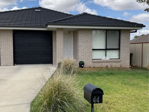 1/44 Kenny Drive, TAMWORTH NSW 2340