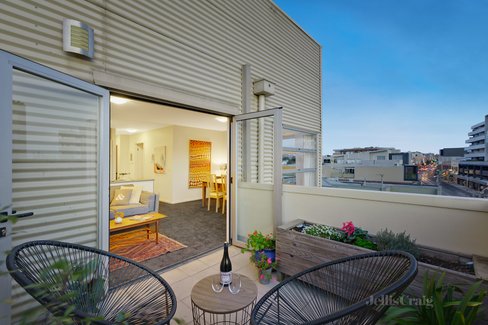 14/442 High Street Northcote 3070