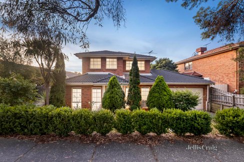 1 45 Andersons Creek Road Doncaster East 3109