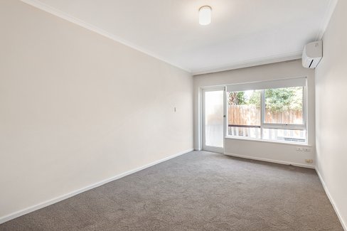 1/45 Blackwood Street Carnegie 3163