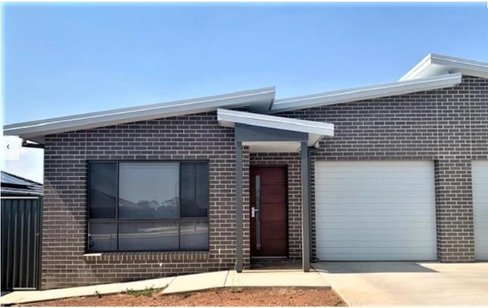 1/45 Currawong Drive, TAMWORTH NSW 2340