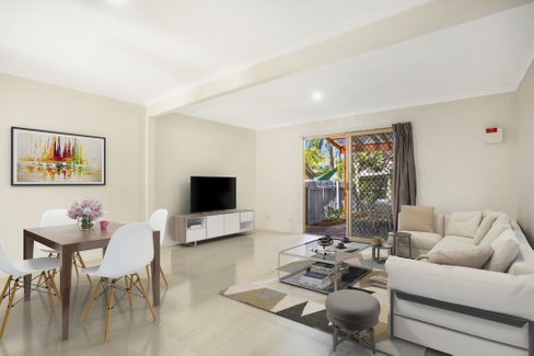 14/63 Olsen Avenue, LABRADOR QLD 4215