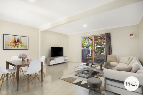 14/63 Olsen Avenue, LABRADOR QLD 4215
