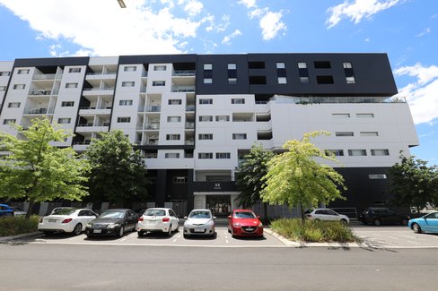 146/35 Oakden Street, GREENWAY ACT 2900