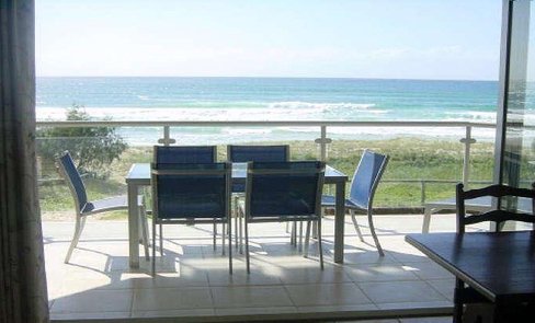 1/468 The Esplanade, PALM BEACH QLD 4221