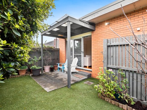 1 47 Sladen Street Hamlyn Heights 3215