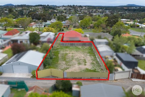 14A Campbells Crescent, REDAN