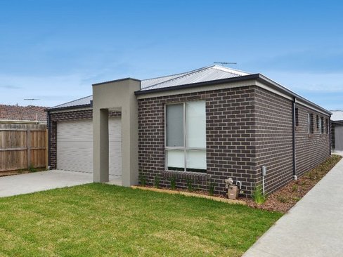 1 5-7 Lindel Street Newcomb 3219