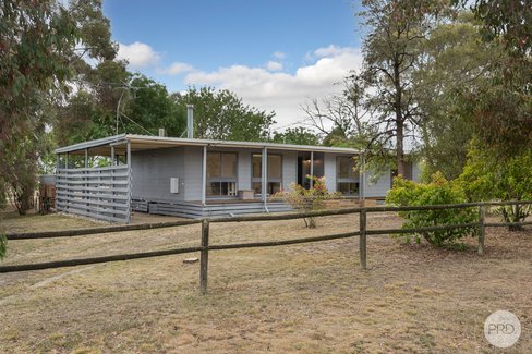 15 Albert Street, CLUNES