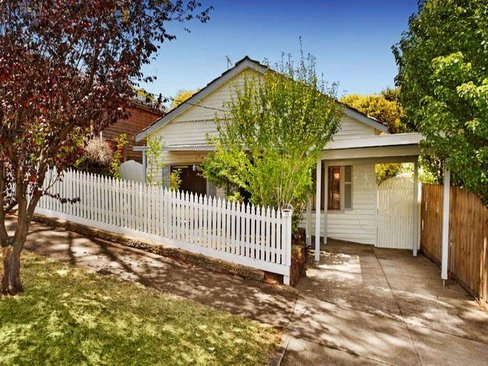 15 Anderson Street Surrey Hills 3127