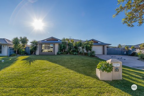 15 ASPEN Place, REDLAND BAY QLD 4165