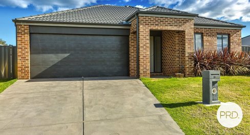 15 Barnett Avenue, THURGOONA NSW 2640