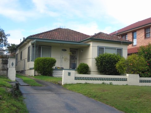 15 Boorara Avenue, OATLEY NSW 2223