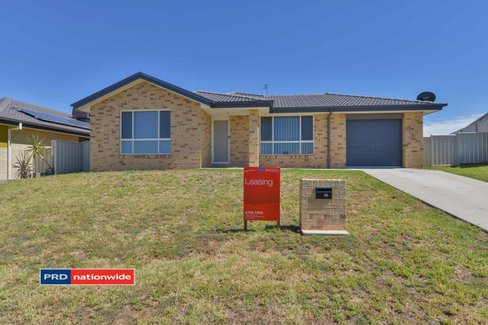 15 Brushbox Grove, TAMWORTH NSW 2340