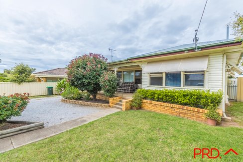 15 Cambridge Street, TAMWORTH NSW 2340