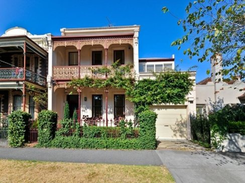 15 Canterbury Road Albert Park 3206