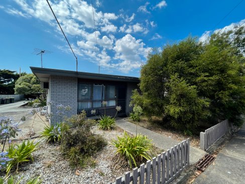 1/5 Cara Road Highton 3216