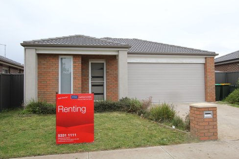 15 Craven Street, Lucas VIC 3350