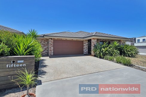 15 Creekstone Drive, ALFREDTON VIC 3350