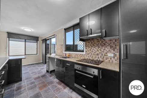 15 Esdaile Street, CLAREMONT TAS 7011