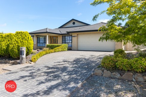 15 Eyre Street, BUNGENDORE