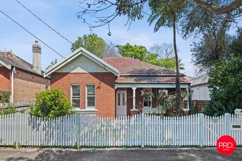 15 Fleet Street, CARLTON NSW 2218