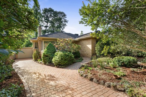 15 Florence Street Nunawading 3131