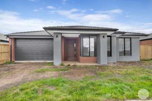 15 Gellibrand Road, WINTER VALLEY VIC 3358