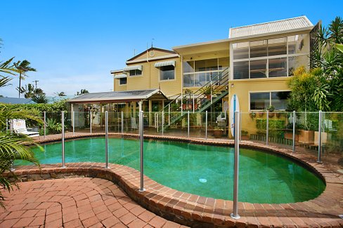 15 Glenys Street, TWEED HEADS SOUTH NSW 2486
