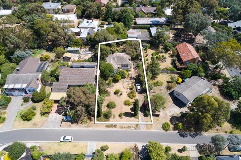 15 Grey Street Eltham 3095