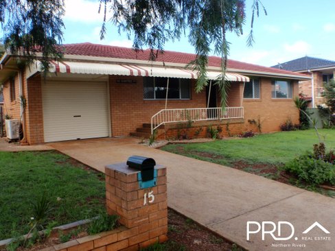 15 Gum Tree Drive, GOONELLABAH NSW 2480