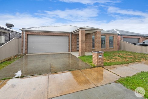 15 Harmony Way, ALFREDTON VIC 3350