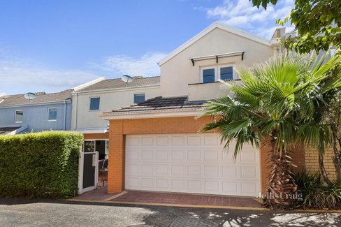 15 Hawthorn Way Glen Waverley 3150